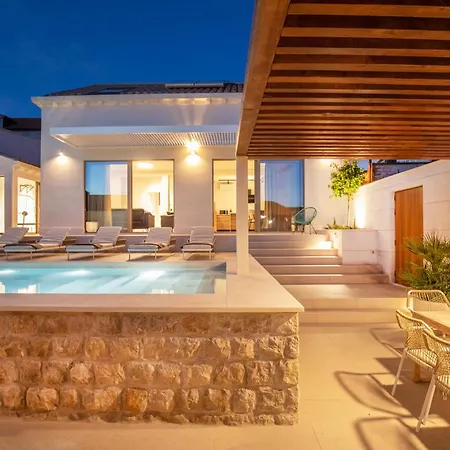 Brand New Carmelita Exclusive With Free Smart Car Villa Dubrovnik